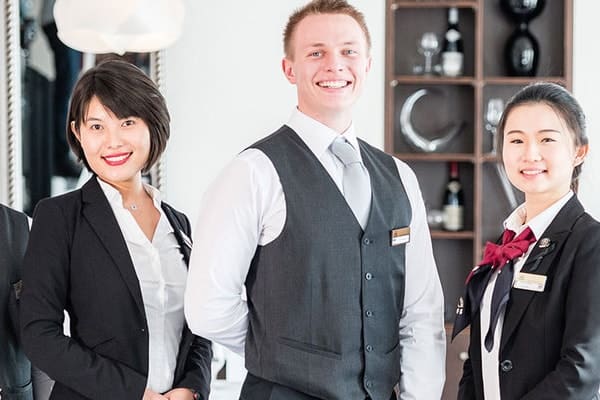 trung cấp nghề quản trị khách sạn